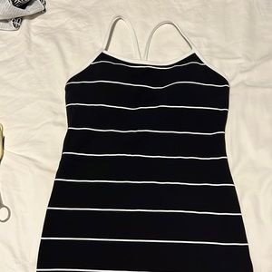 Lululemon power tank top, size 06